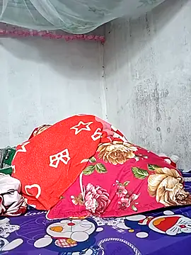 JinjinLy online show from September 25, 2025, 12:49 am