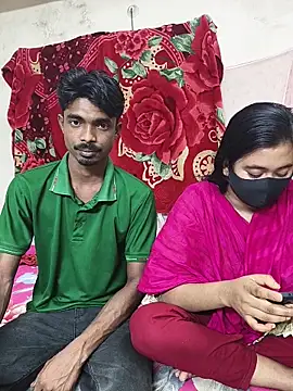 Snapshot of Love_Queen11 chatting on February 20, 2026, 3:36 pm Love Queen11 online show from February 20, 2026, 3:36 pm