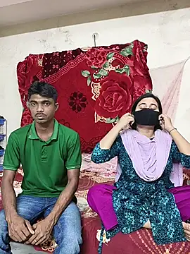 Snapshot of Love_Queen11 chatting on March 1, 2026, 3:23 pm Love Queen11 online show from March 1, 2026, 3:23 pm