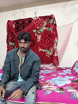 Snapshot of Love_Queen11 chatting on February 14, 2026, 4:18 pm Love Queen11 online show from February 14, 2026, 4:18 pm