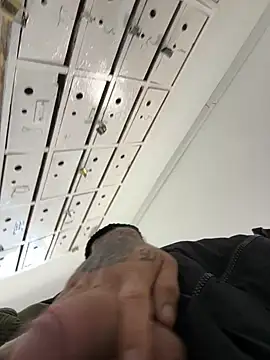 sexyman1936 online show from October 25, 2025, 8:57 am