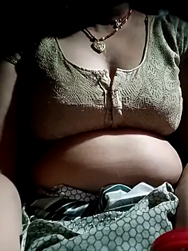 Hot rieal6 online show from April 13, 2026, 11:31 pm