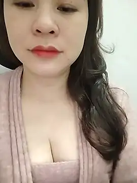 Girl Shy2000 online show from February 17, 2026, 1:03 am