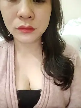 Girl Shy2000 online show from January 17, 2026, 1:09 am