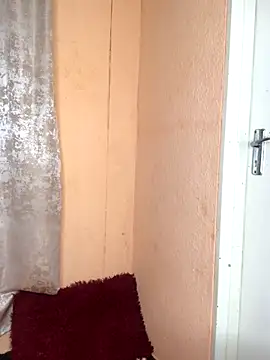 Caramel102004 online show from September 25, 2025, 12:27 am