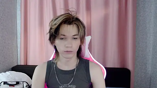 evan reinhart online show from October 3, 2025, 4:19 pm