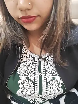 Snapshot of Miss_Rose__ chatting on December 2, 2025, 9:11 am Miss Rose online show from December 2, 2025, 9:11 am