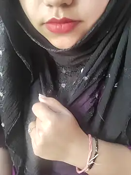 Miss Rose   online show from February 3, 2026, 8:30 am