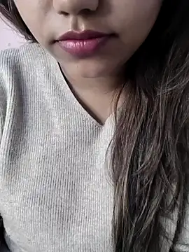 Miss Rose   online show from February 22, 2026, 7:11 am