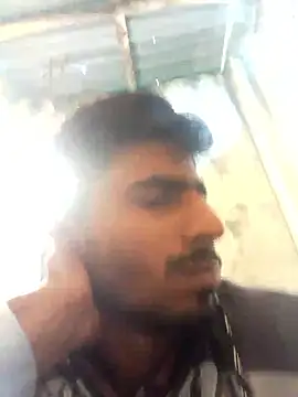 LesserUpset online show from November 17, 2025, 2:04 am