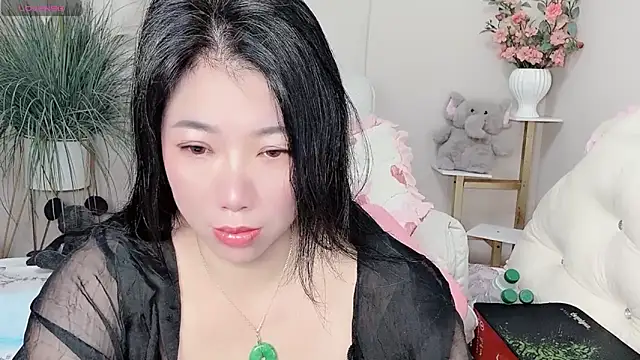 Snapshot of Huanhuan- chatting on February 26, 2026, 7:30 am Huanhuan- online show from February 26, 2026, 7:30 am