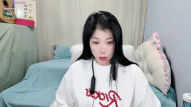 Snapshot of Huanhuan- chatting on October 5, 2025, 5:42 am Huanhuan- online show from October 5, 2025, 5:42 am