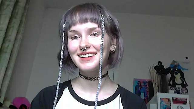 Paradoxy  online show from April 5, 2026, 6:58 pm