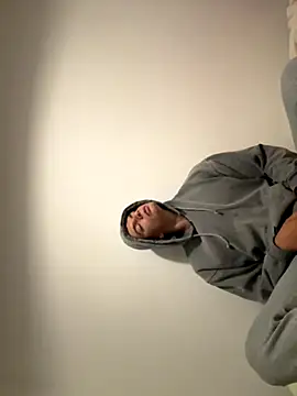 Gabrielrdsouza online show from November 21, 2025, 10:53 pm