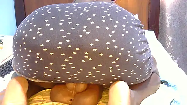 SpiceySnack online show from March 1, 2026, 10:48 am