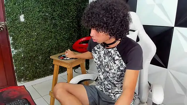 Snapshot of xion_ez chatting on November 23, 2025, 7:57 pm xion ez online show from November 23, 2025, 7:57 pm