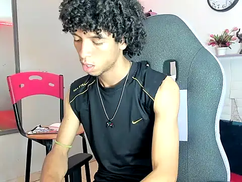 Snapshot of xion_ez chatting on November 3, 2025, 7:39 pm xion ez online show from November 3, 2025, 7:39 pm