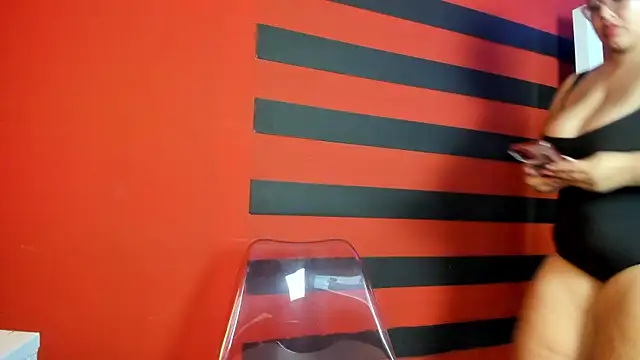 skarlet miller  online show from January 9, 2026, 11:17 am