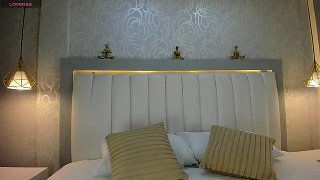 LillyWillss online show from November 6, 2025, 4:38 am