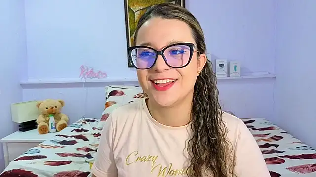 katiaa lovv online show from October 22, 2025, 12:04 pm