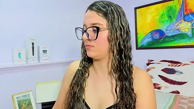 katiaa lovv online show from February 27, 2026, 7:35 pm