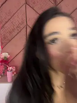 ChloeRosses online show from February 9, 2026, 4:54 am