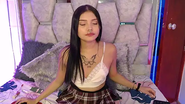 AnalyMilles online show from November 27, 2025, 2:56 am