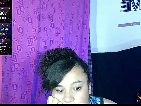 Snapshot of lati0 chatting on November 28, 2025, 6:19 pm lati0 online show from November 28, 2025, 6:19 pm