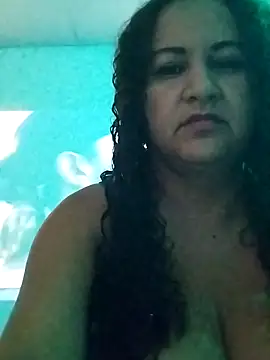 MEYBELLATINA online show from September 30, 2025, 8:48 pm