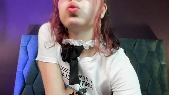 sophie blaake online show from March 28, 2026, 3:29 am