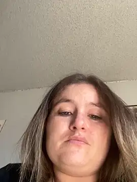 BuzzBunni69 online show from November 9, 2025, 8:35 pm