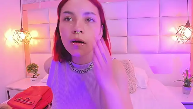 Megane whitte online show from November 19, 2025, 7:58 pm