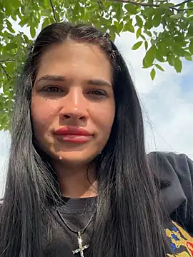 Snapshot of Alina_XXXX_ chatting on May 18, 2026, 1:05 pm Alina XXXX online show from May 18, 2026, 1:05 pm