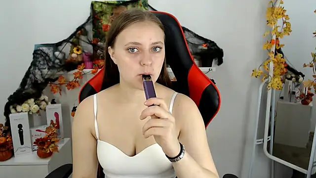 ArinaBelle online show from October 22, 2025, 2:33 am