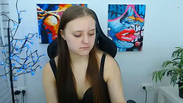 ArinaBelle online show from November 30, 2025, 2:12 am