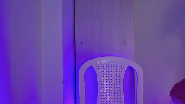 miamiller188 online show from November 18, 2025, 12:15 am