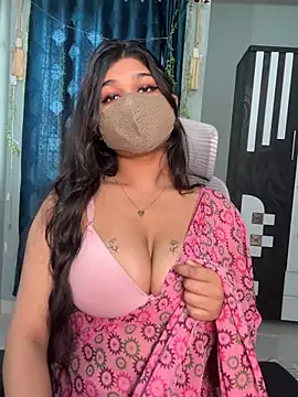 Snapshot of Lisa_afreen chatting on June 10, 2026, 6:03 am Lisa afreen online show from June 10, 2026, 6:03 am