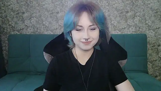 LeisaHopperstad online show from April 14, 2026, 2:11 pm