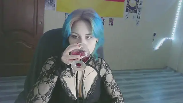 LeisaHopperstad online show from February 3, 2026, 2:11 pm