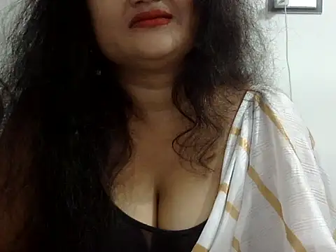 aarohee9 online show from November 21, 2025, 6:29 pm