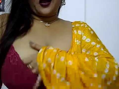 Snapshot of aarohee9 chatting on August 9, 2026, 6:47 pm aarohee9 online show from August 9, 2026, 6:47 pm