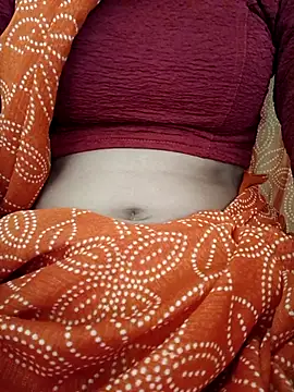 misskomal97 online show from October 8, 2025, 6:48 am