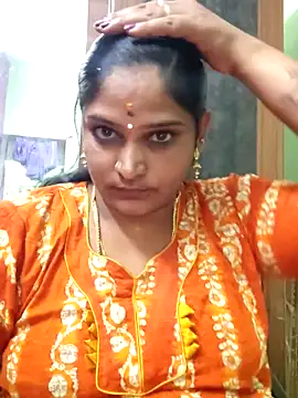 navyasree143 online show from September 29, 2025, 2:44 pm