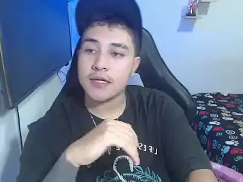 loki32men online show from October 11, 2025, 5:19 am