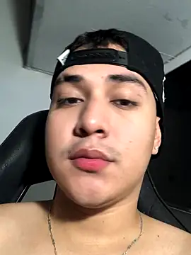 loki32men online show from October 5, 2025, 5:25 pm