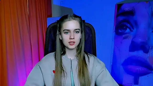 JuneWoods online show from March 18, 2026, 7:22 am