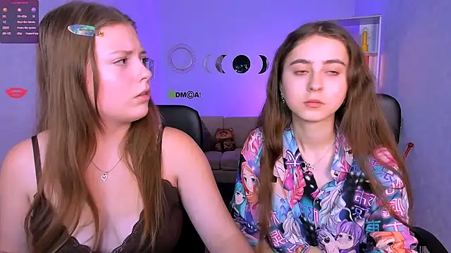 rebecca smile online show from December 5, 2025, 2:48 pm