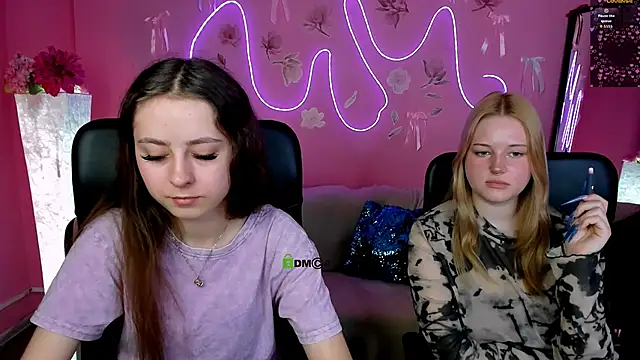 rebecca smile online show from April 23, 2026, 12:29 pm