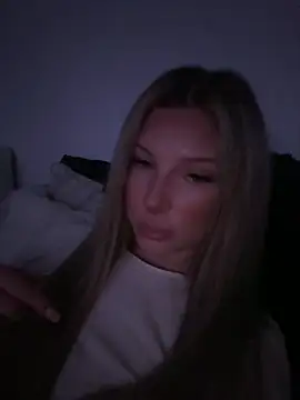 blondeeee online show from February 23, 2026, 6:08 pm