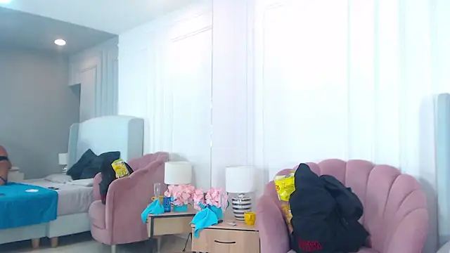 ChantalGarner online show from February 26, 2026, 2:39 pm